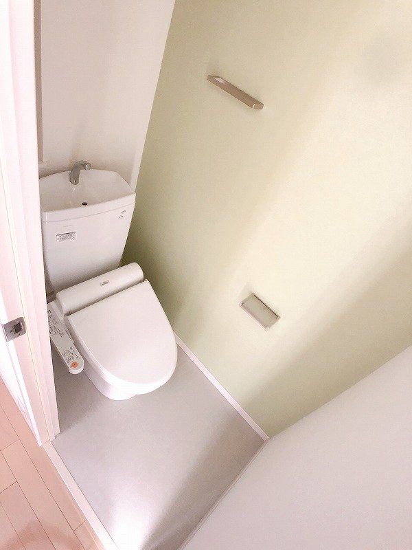 トイレ　トイレ