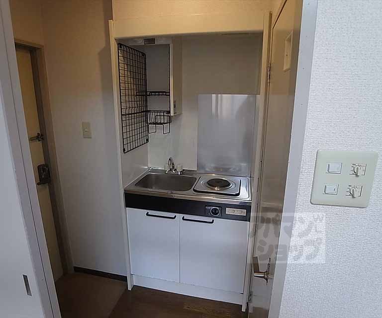 キッチン　一口電化コンロです