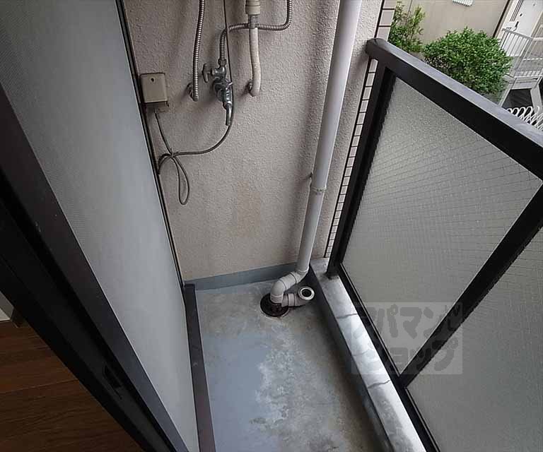 その他設備　室外洗濯機置場です。