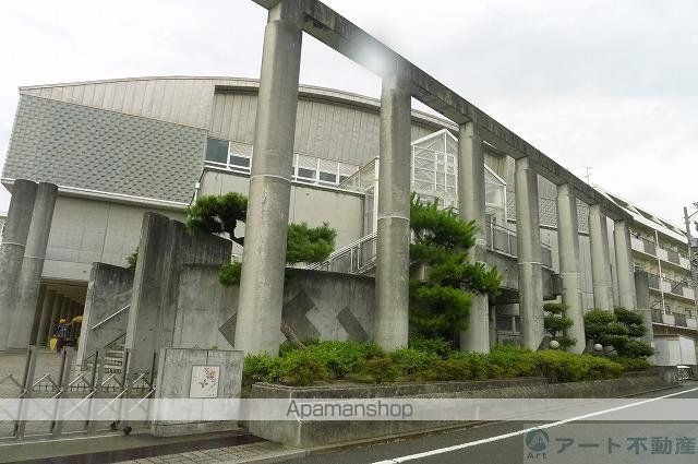 小学校　道後小学校（小学校）まで542m