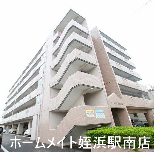 建物外観　★バリっとマンション！！★