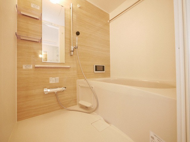 バス・シャワールーム　バス・シャワールーム