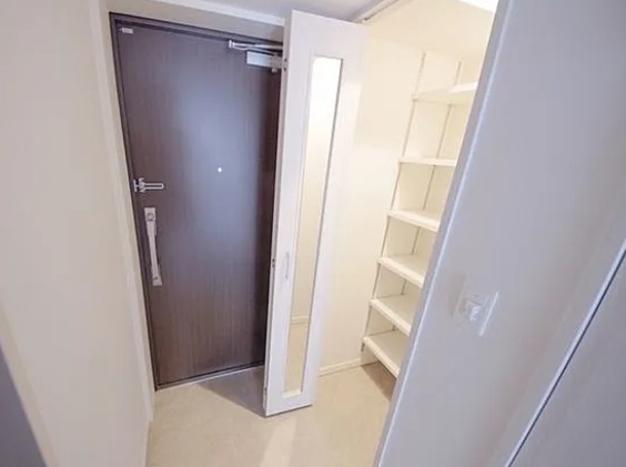 玄関　※同施工会社のイメージ写真※
