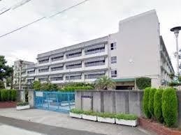 中学校　茨木市立北中学校（中学校）まで643m