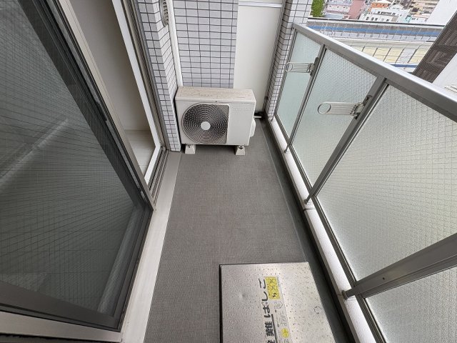 バルコニー　外からの目が気にならないバルコニーで洗濯物が干せます