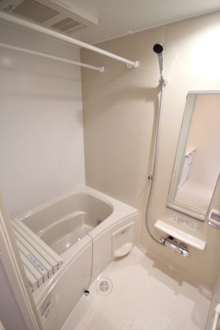 バス・シャワールーム　※ほかのお部屋の写真です。