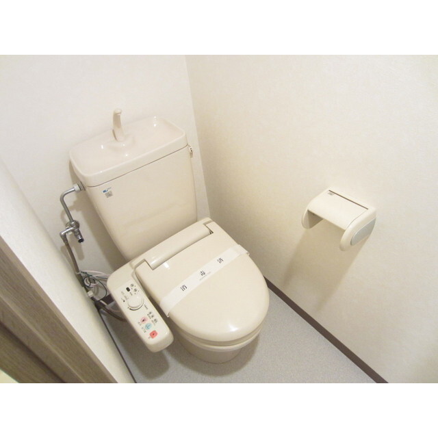 トイレ　同タイプ・別部屋画像