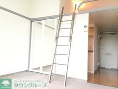 居室・リビング　タウンハウジング調布店まで♪