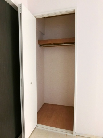 収納　洋室クローゼット