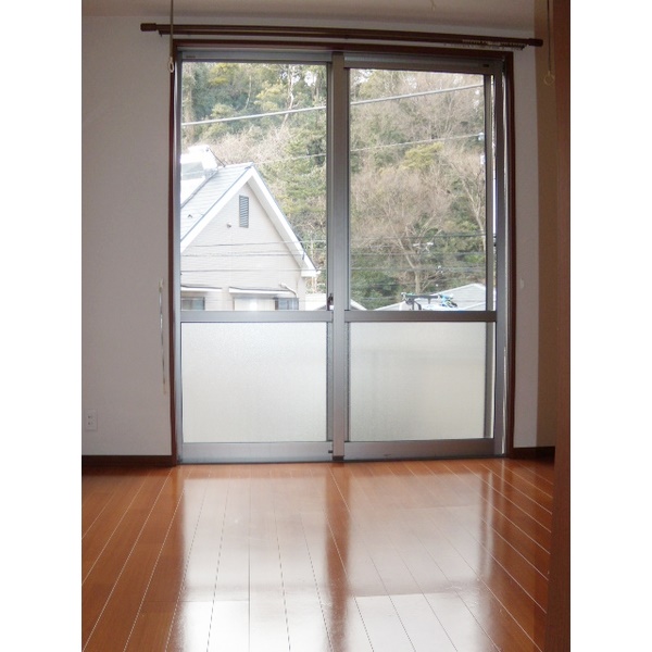 その他部屋・スペース　防犯シャッター付♪