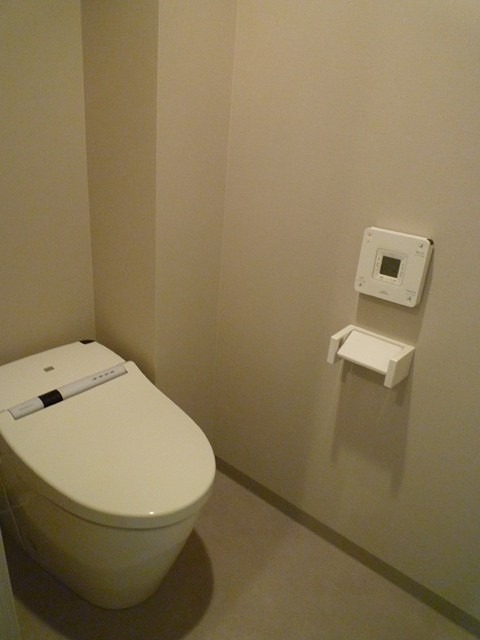 トイレ　※同仕様写真含む