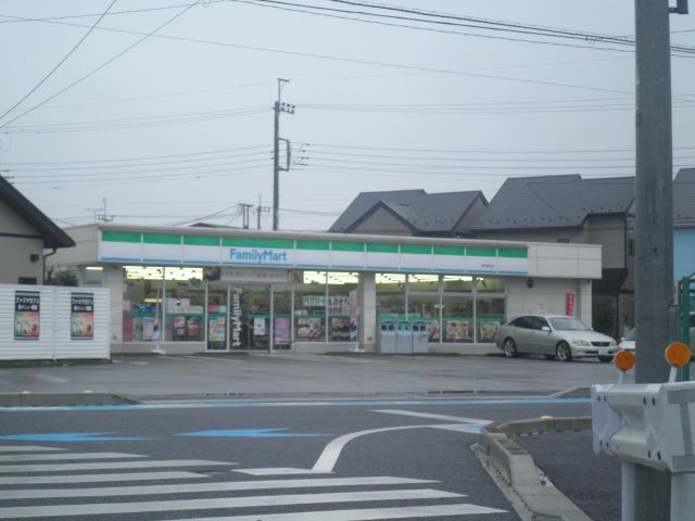 コンビニ　ファミリーマート南宇都宮店（コンビニ）まで772m