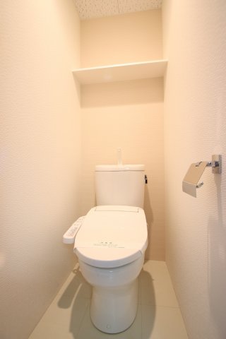 トイレ　清潔感のあるトイレです