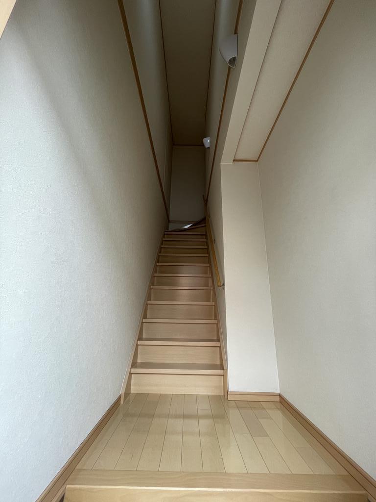 玄関　室内は現況を優先します