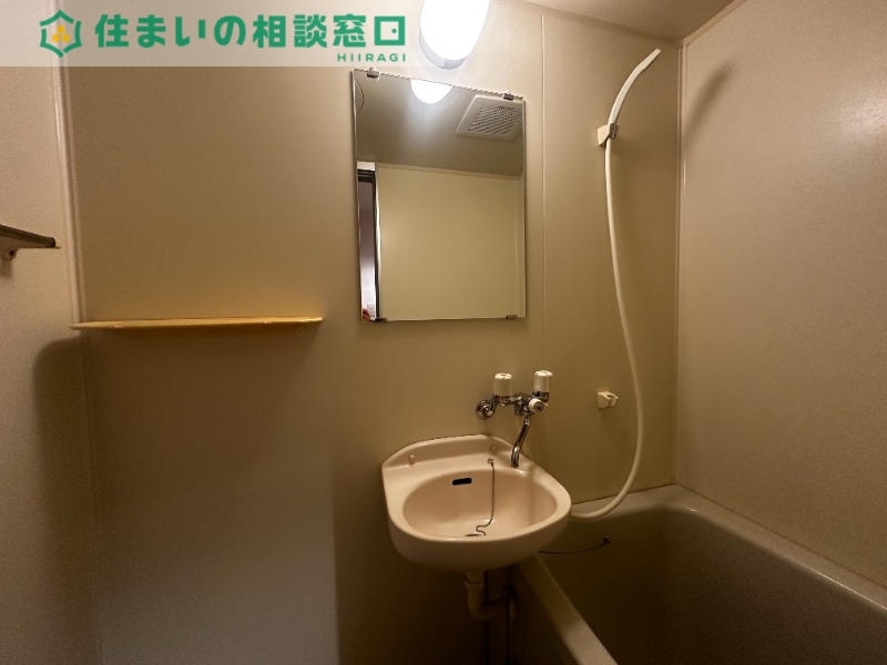 洗面設備　同型