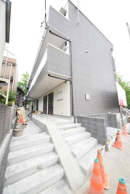 建物外観　★お部屋探しはタウンハウジング高幡不動店まで★