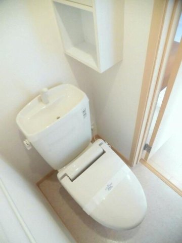 トイレ　ゆったりとした空間のトイレです