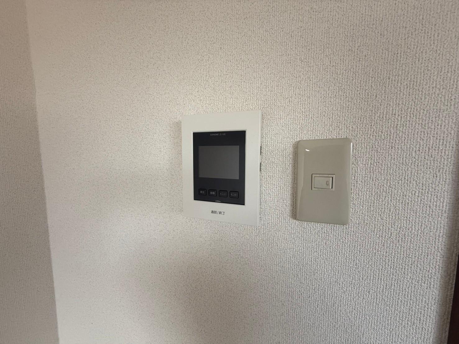 セキュリティ　録画機能付きのＴＶモニターホン付きです