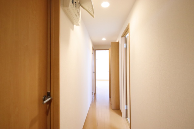 玄関　※別室の参考写真の為、現況優先です。