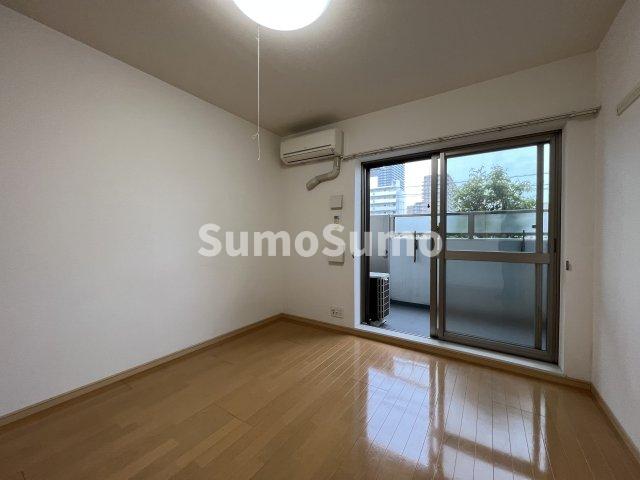 その他部屋・スペース　落ち着いて過ごせるお部屋なので、寝室にいかがでしょうか