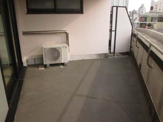 バルコニー　広々バルコニー♪※別部屋参考写真です