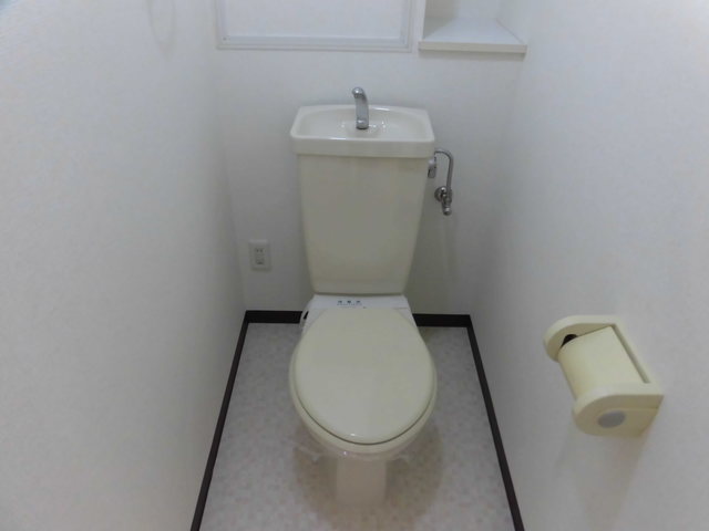 トイレ　清潔感のあるトイレです。