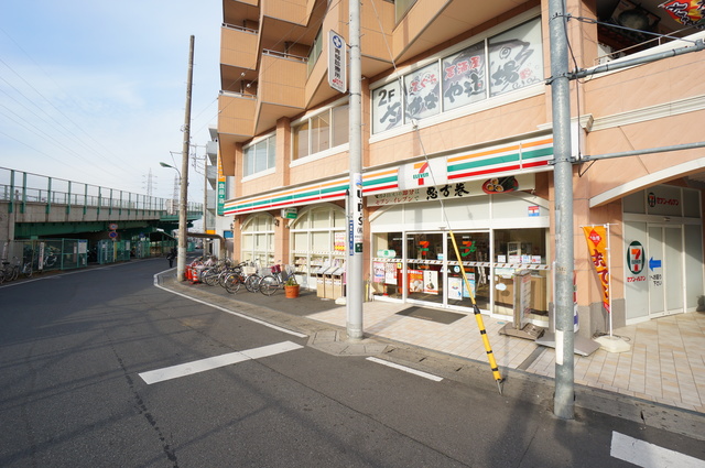 コンビニ　セブンイレブン朝霞駅東口店（コンビニ）まで182m