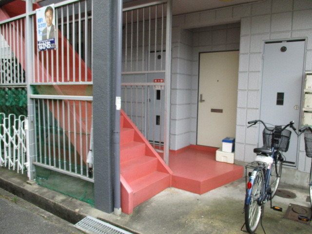 エントランス　きれいなエントランスです