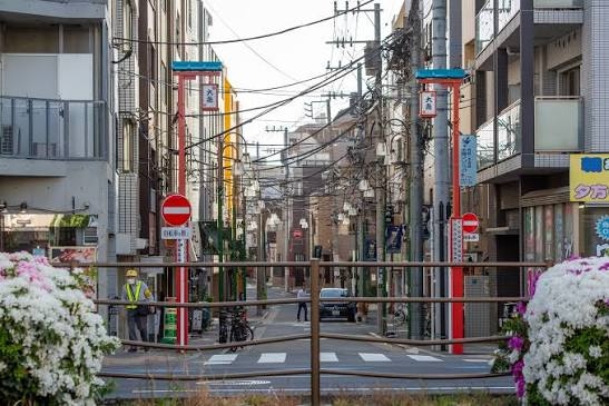 ショッピングセンター　巣鴨大鳥神社商店街（ショッピングセンター）まで635m
