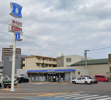 コンビニ　ローソン徳島南昭和町一丁目店（コンビニ）まで231m