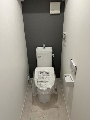 トイレ　嬉しい温水洗浄便座付き♪