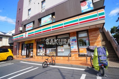 コンビニ　セブン-イレブン 横浜樽町店（コンビニ）まで638m