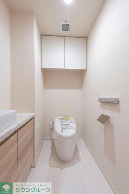 トイレ　※写真は同タイプ住戸です。
