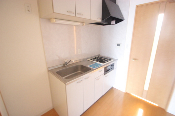 キッチン　※別部屋の写真です