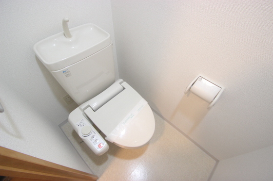トイレ　※別部屋の写真です