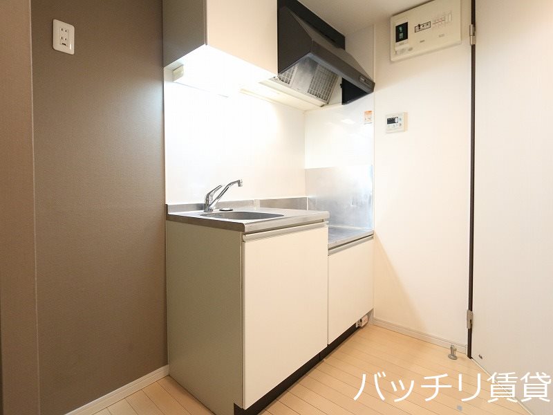 キッチン　画像は同シリーズタイプの為、参考写真になります。