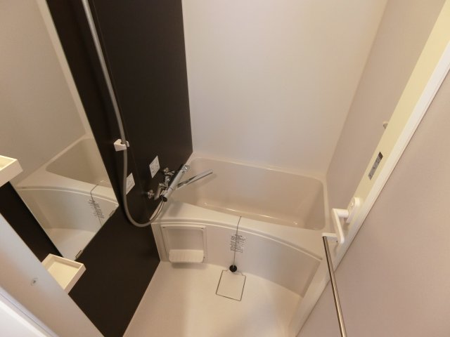 バス・シャワールーム　他のお部屋の参考写真となります。