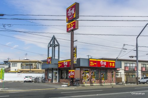 飲食店　すき家 長野中央店（飲食店）まで149m
