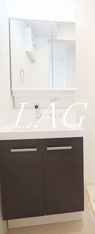 洗面設備　洗面台です。