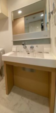 洗面設備　※別部屋の参考写真です。