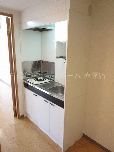 キッチン　※別号室参考写真