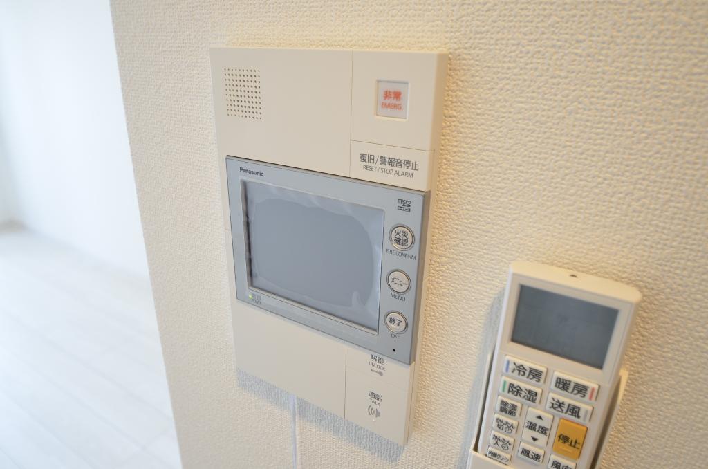 セキュリティ　カメラ付インターホン