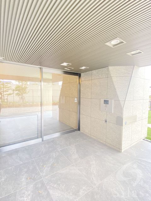 地下鉄御堂筋線 北花田駅 徒歩10分 15階建 築5年の外観写真