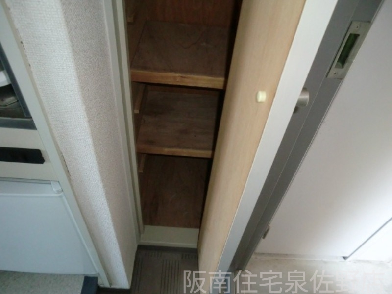 ＪＲ阪和線 日根野駅 徒歩42分 5階建 築38年の内装写真