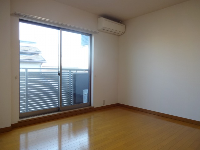 居室・リビング　※別部屋参考写真