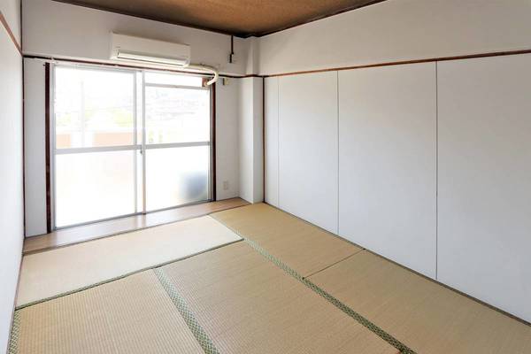 ビレッジハウス谷山1号棟の居間写真