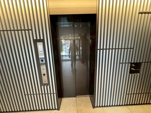 ＪＲ大阪環状線 玉造駅 徒歩7分 15階建 築2年の外観写真
