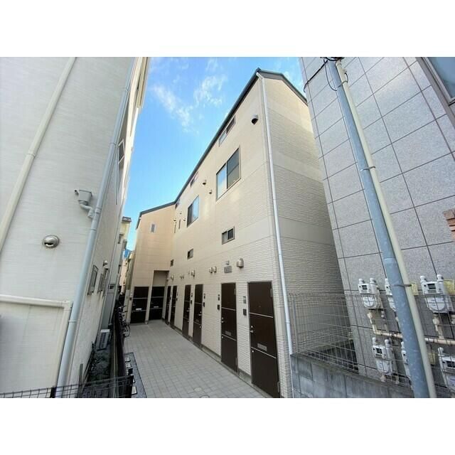 ＪＲ山手線 駒込駅 徒歩8分 築16年