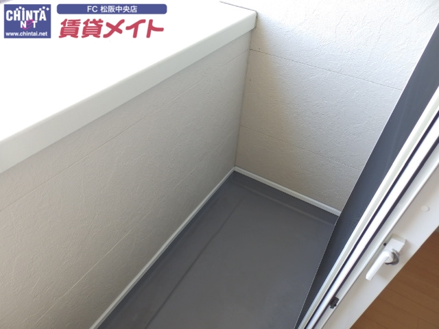 バルコニー　同物件別室写真反転