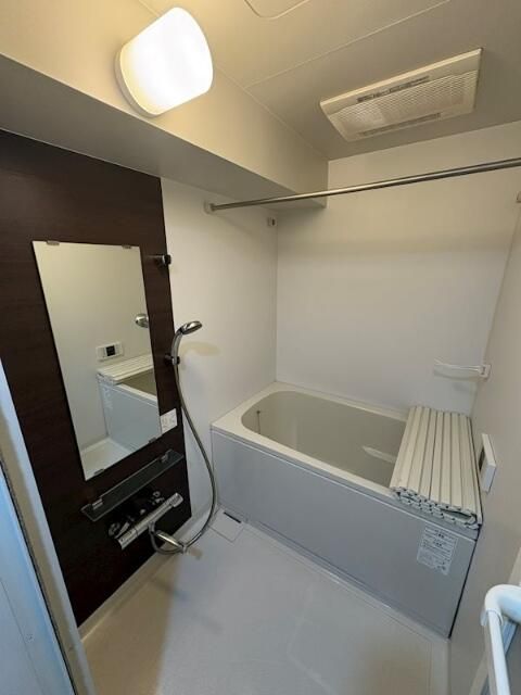 バス・シャワールーム　※別部屋参考写真